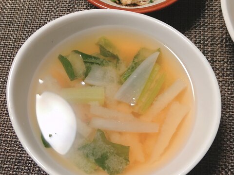 大根と小松菜の味噌汁